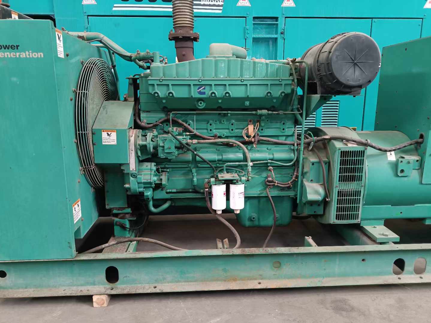 普安过载会对 600kW 柴油发电机组造成哪些损害？