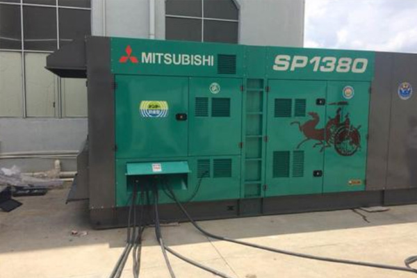 普安为什么有些柴油发电机组的输出电压可以调节？