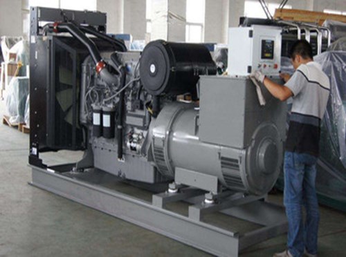 普安柴油发电机组和储能设备配合使用的案例