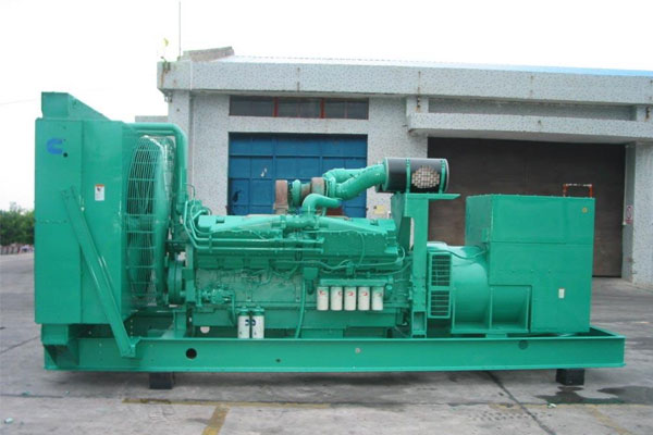 普安工厂发电机应急发电时如何更准确地检查发电机状态？