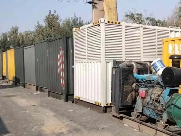 普安200KW柴油发电机机组每小时油耗是多少？